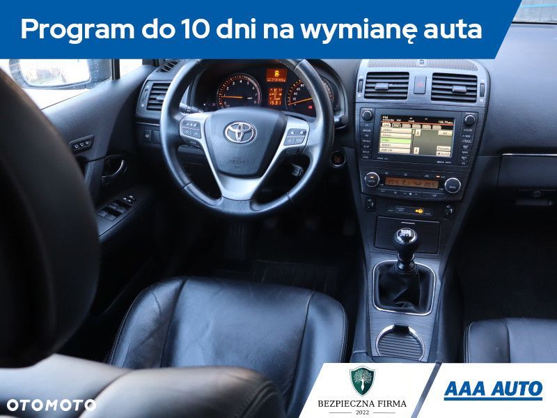 Toyota Avensis - 9