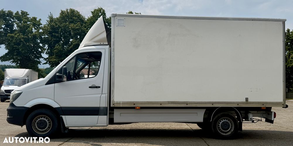 Mercedes-Benz Sprinter - 5