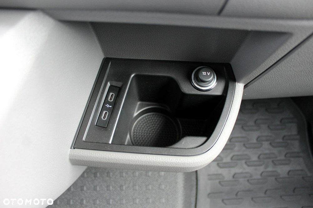 Volkswagen Transporter - 19