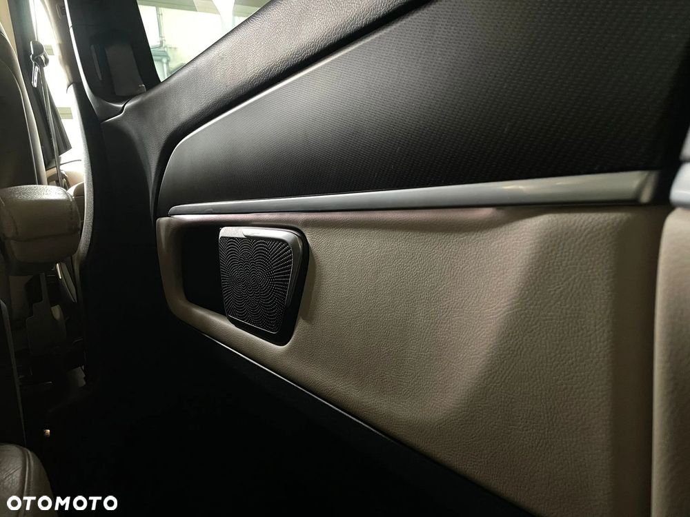 Mercedes-Benz Klasa V 250 (BlueTEC) d Avantgarde 7G-Tronic (d³ugi) - 32