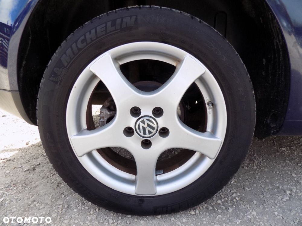Volkswagen Golf - 10