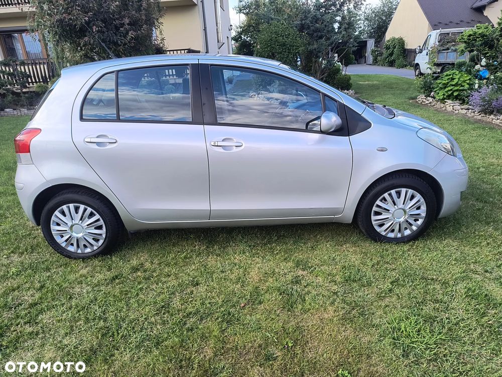 Toyota Yaris 1.33 Luna - 10