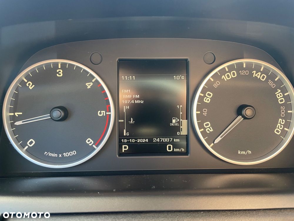 Land Rover Discovery - 10