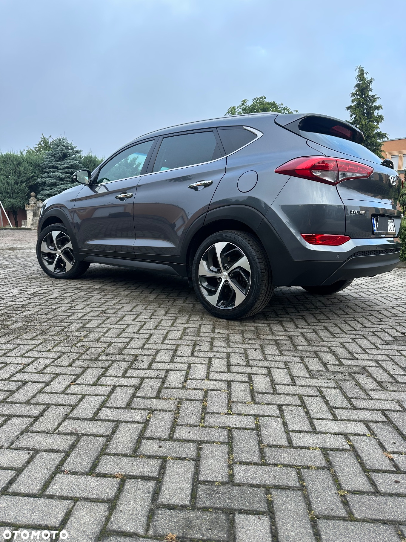 Hyundai Tucson 1.7 CRDI BlueDrive TourdePologne 2WD - 11
