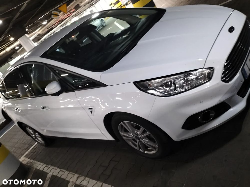 Ford S-Max - 24