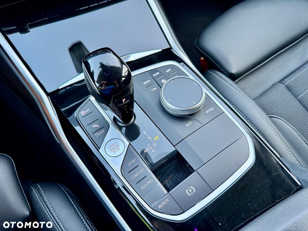 BMW Seria 3 318i Advantage sport - 37