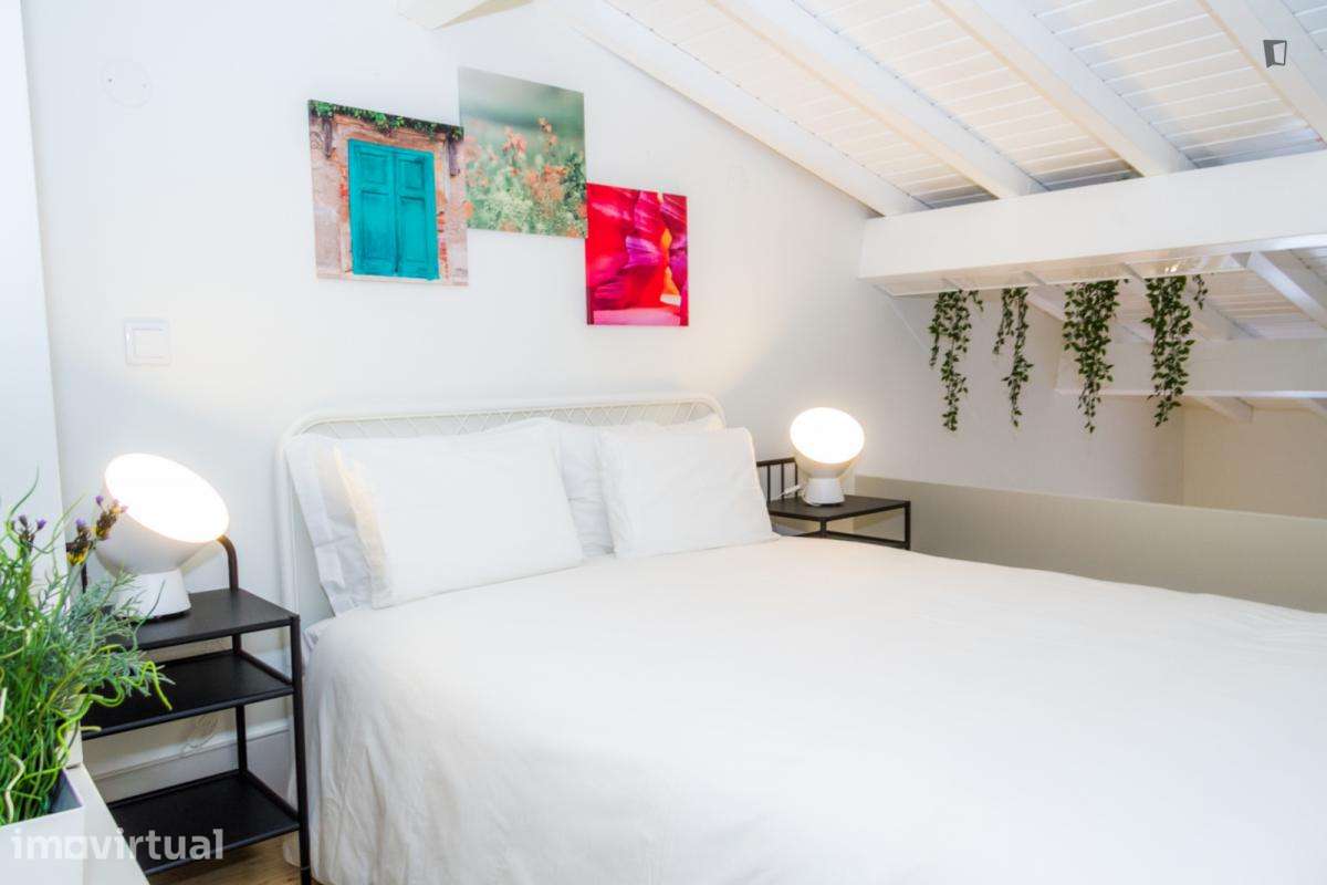 Apartamento com 3 quartos - localizado em Santo Ildefonso Porto - Grande imagem: 4/27