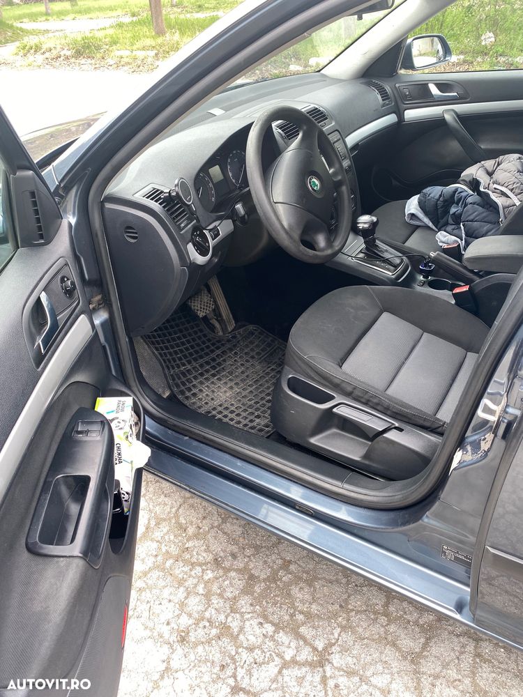 Skoda Octavia 1.9TDI Ambiente Aut - 12