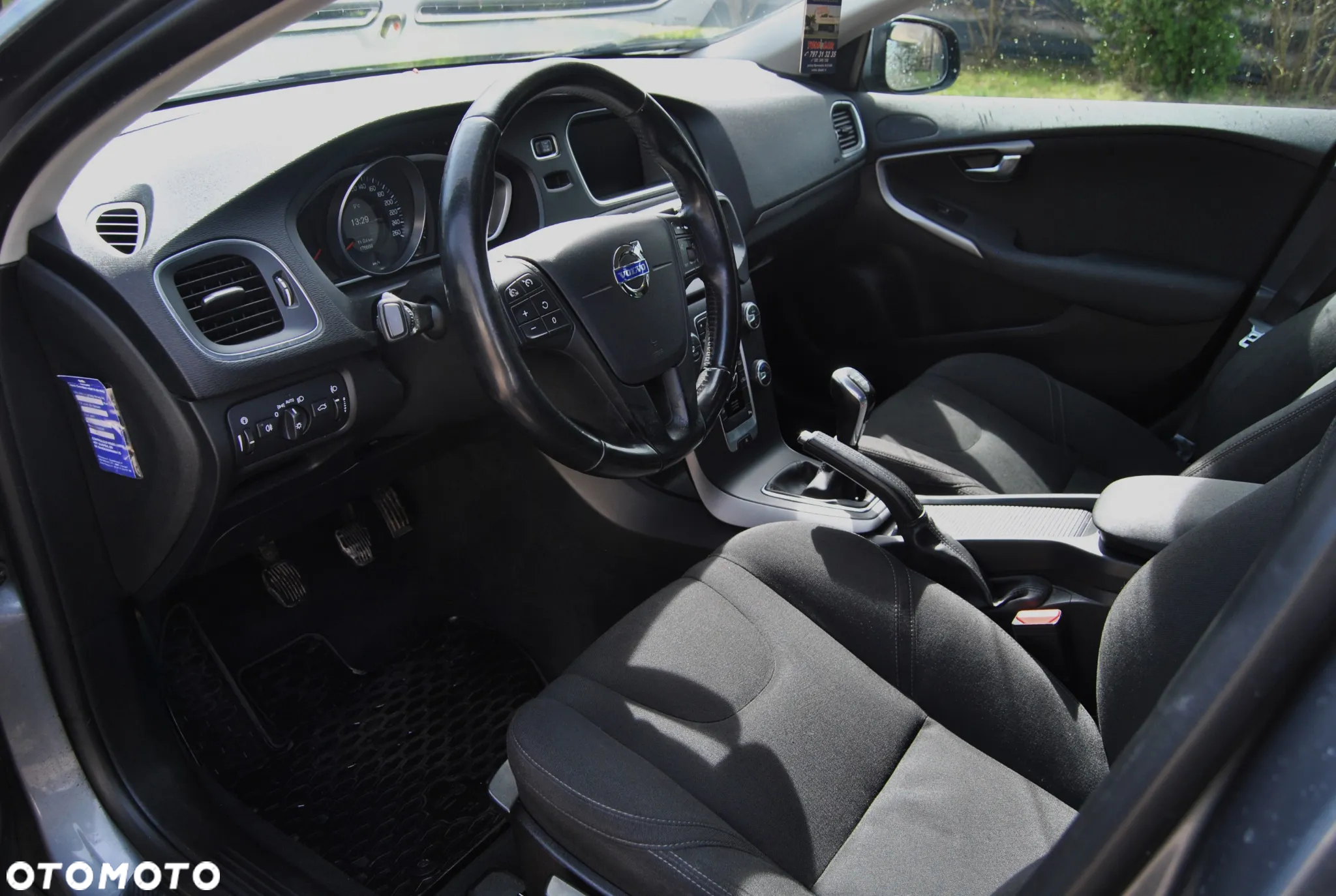 Volvo V40 D2 Summum - 5