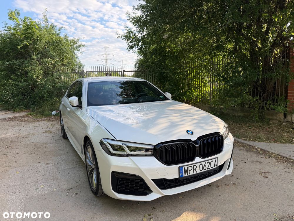 BMW Seria 5 530i xDrive - 11