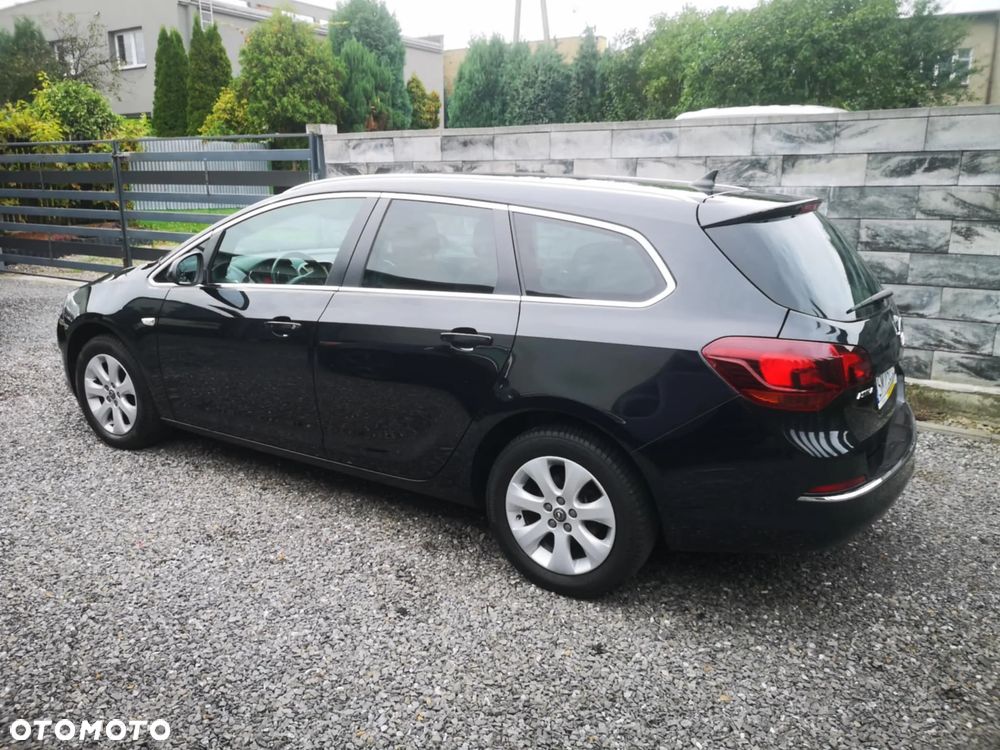 Opel Astra 1.4 Turbo Exklusiv - 8
