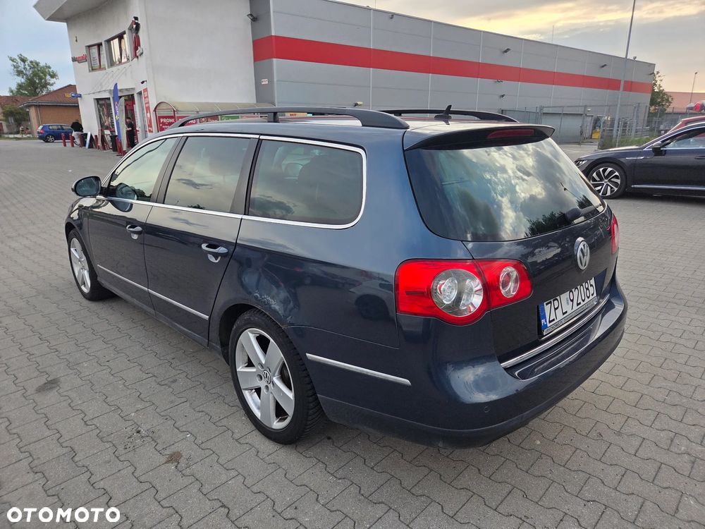 Volkswagen Passat 1.6 Comfortline - 28