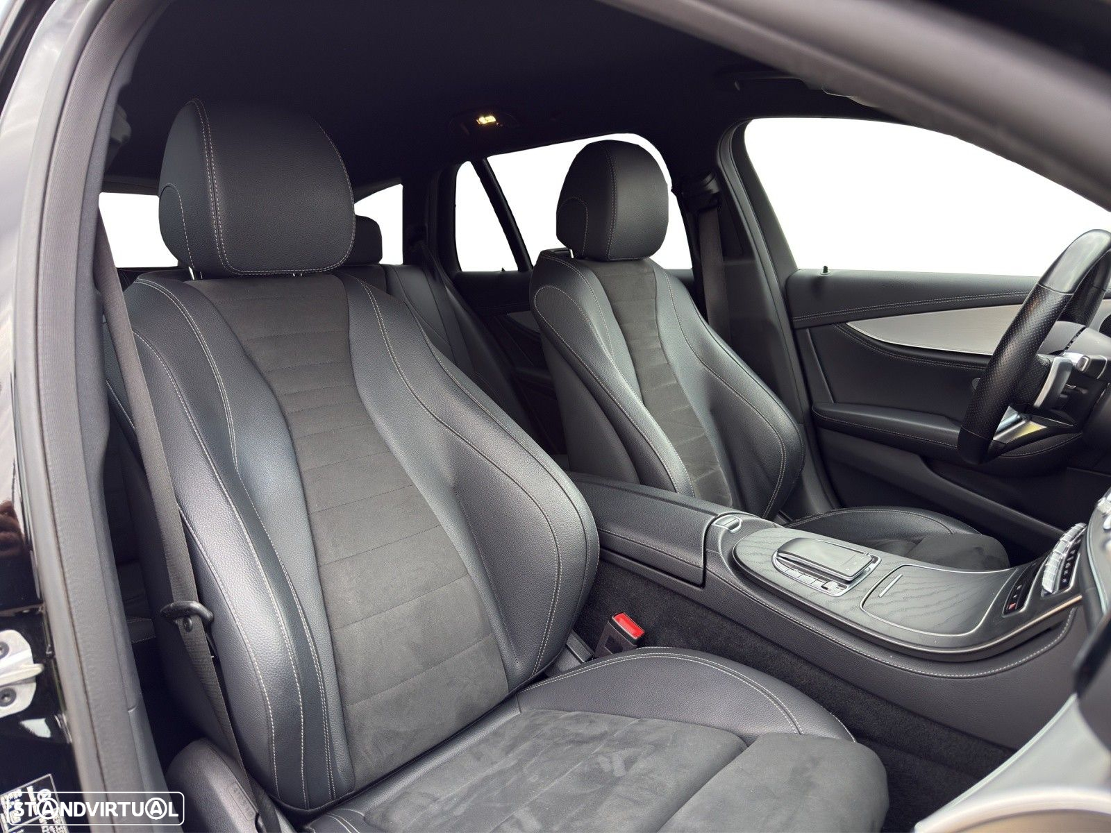 Mercedes-Benz E 300 de AMG Line - 14