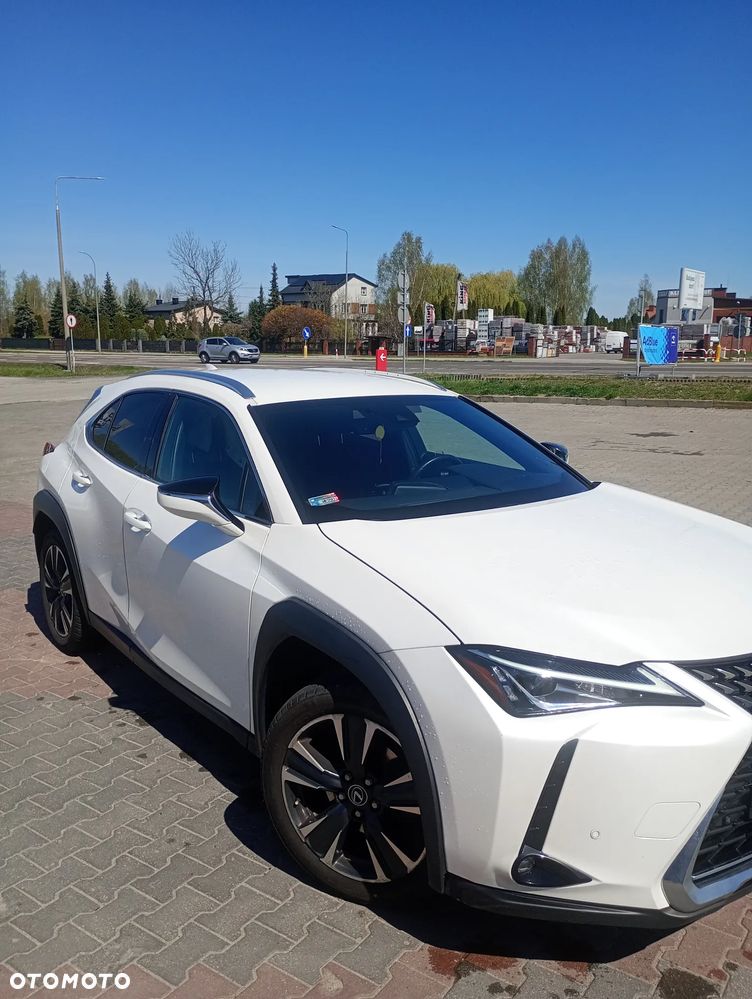 Lexus UX - 13