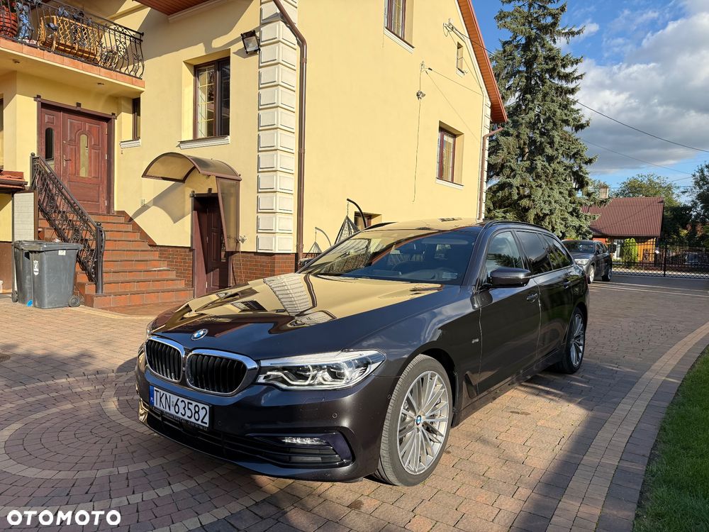 BMW Seria 5 520d Touring Sport Line - 8