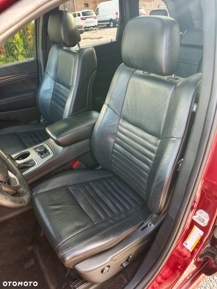 Jeep Grand Cherokee - 17