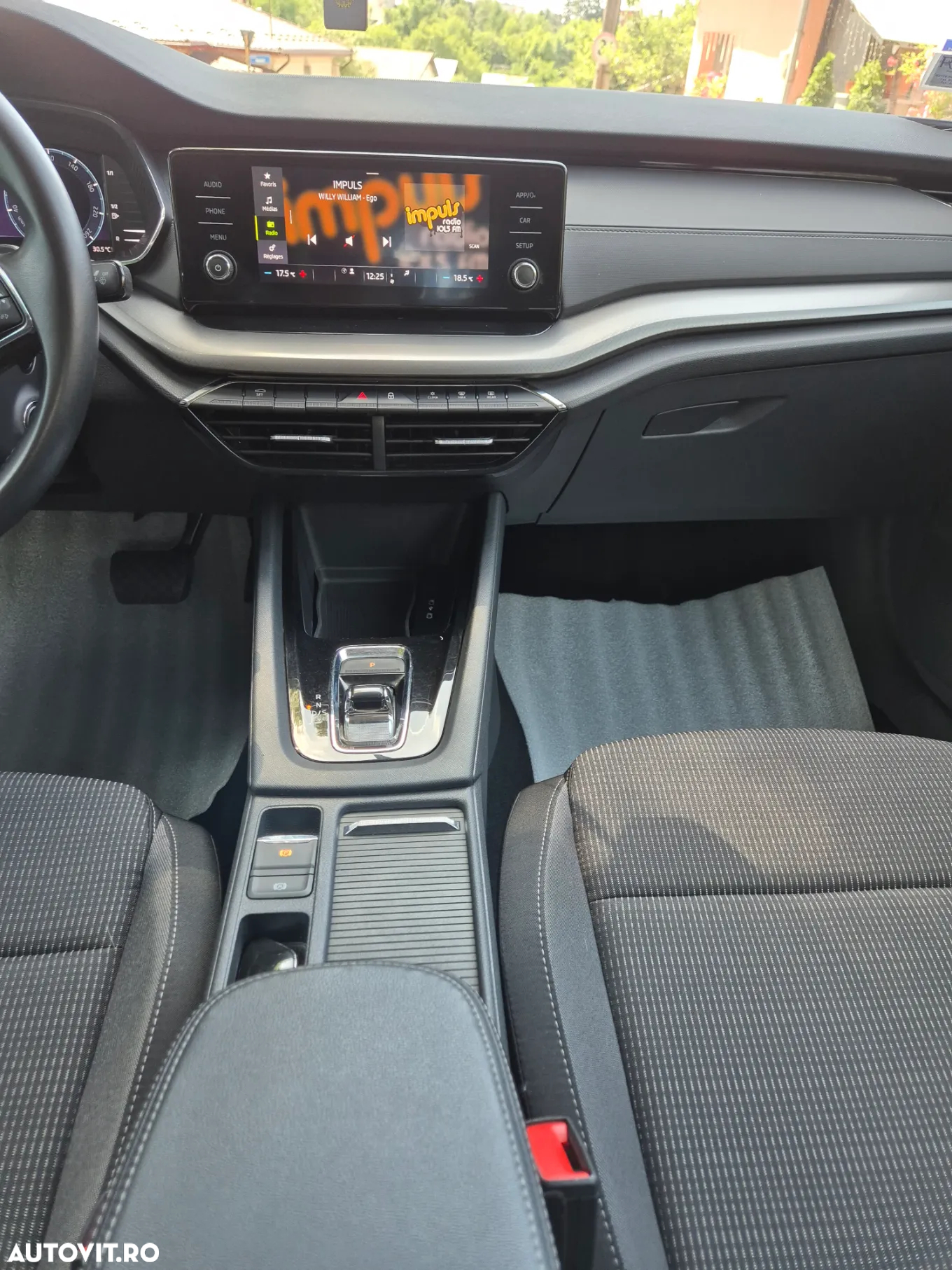 Skoda Octavia 2.0 TDI DSG Ambition - 10