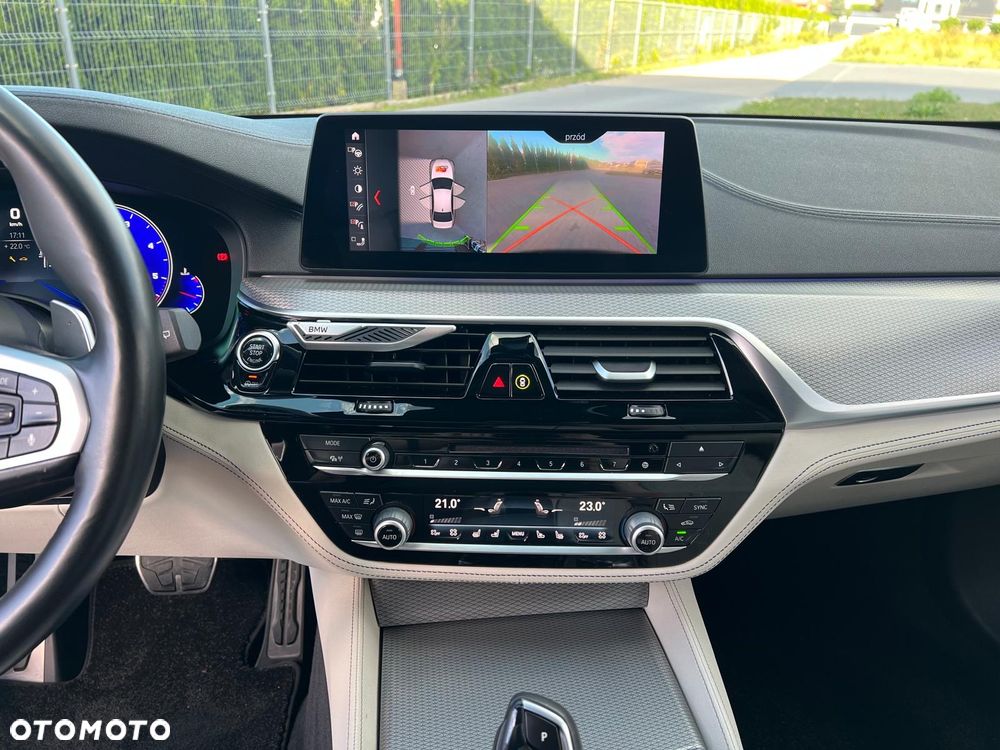 BMW Seria 5 540d xDrive M Sport sport - 26