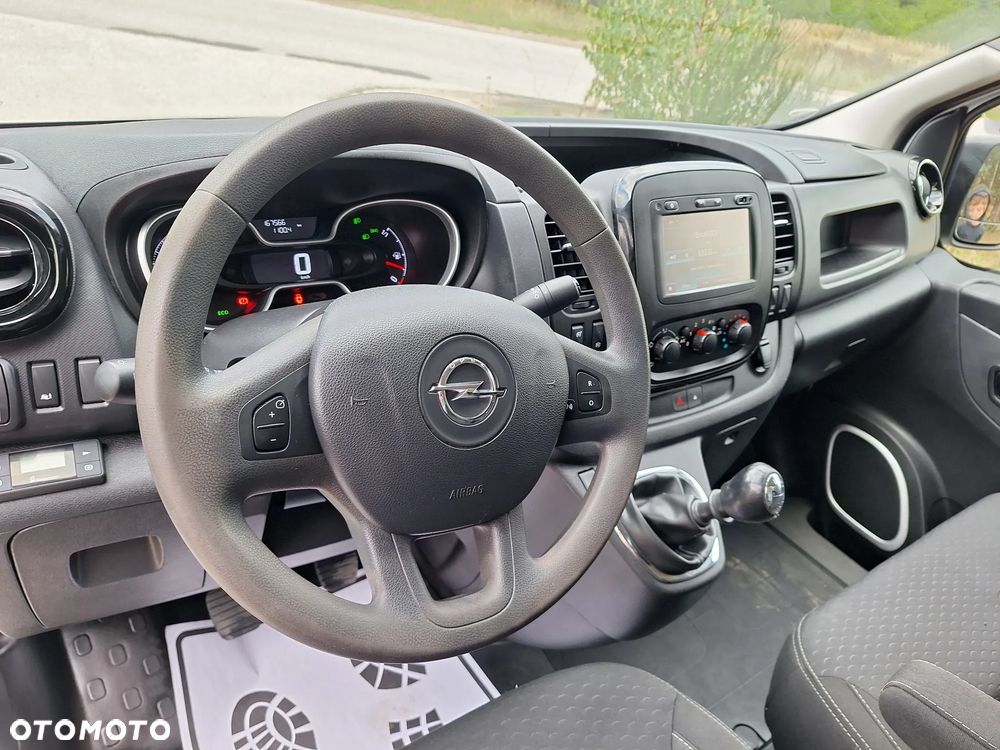 Opel Vivaro  L2H1 1.6 dCi 120 km, 43 000 netto + F-VAT 23% Trafic - 13