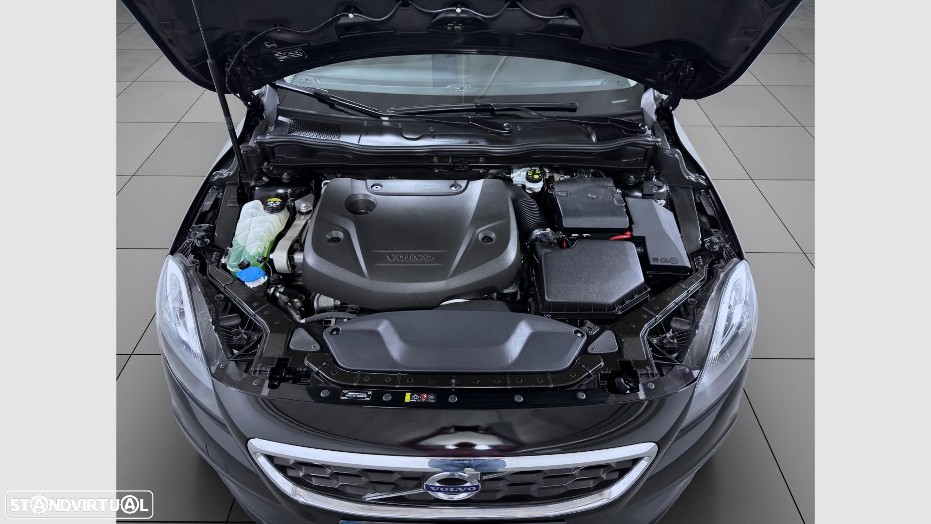 Volvo V40 Cross Country 2.0 D2 Momentum - 20