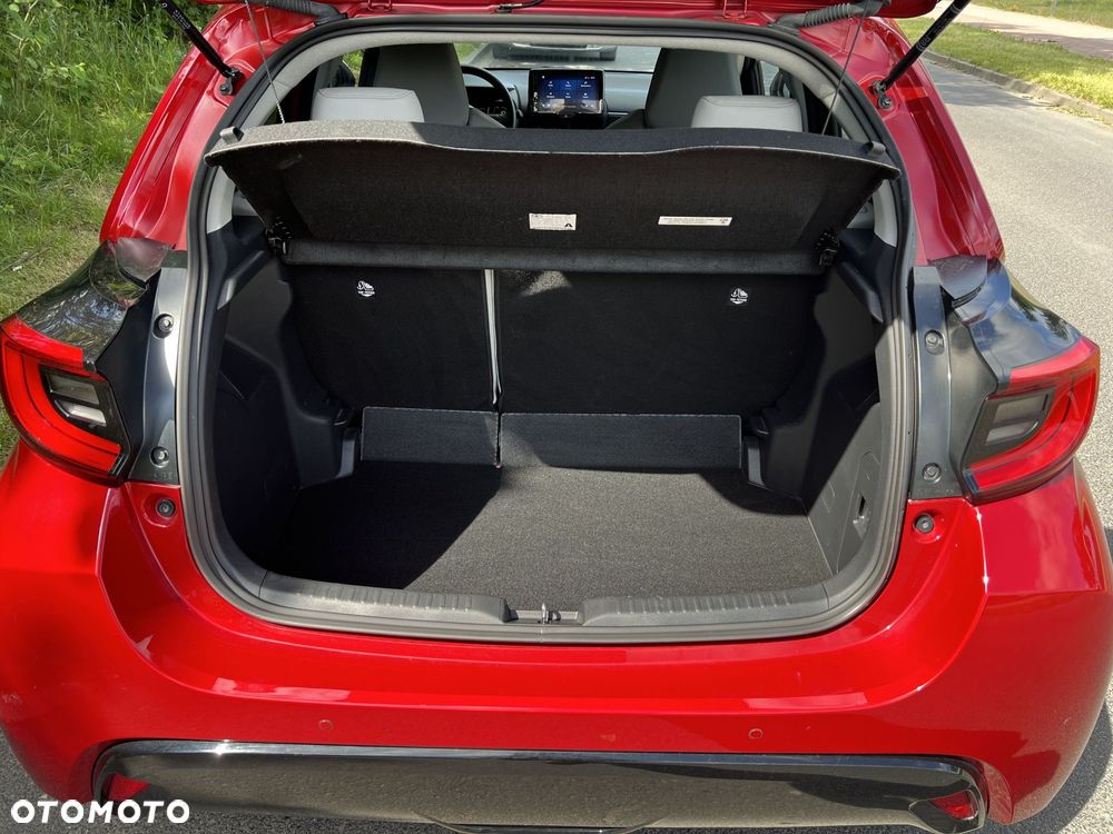 Toyota Yaris 1.5 Executive - 13