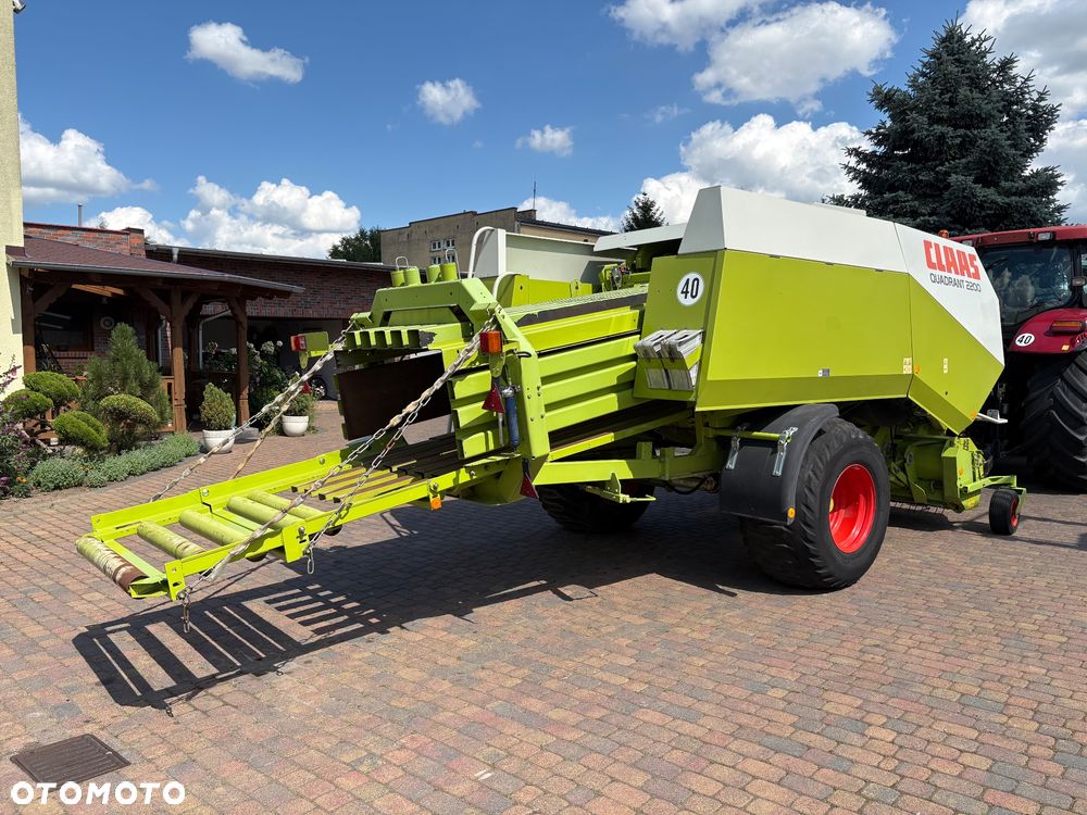 Claas QUADRANT 2200 (nie Krone BigPack, John Deere 690, hesston) - 3