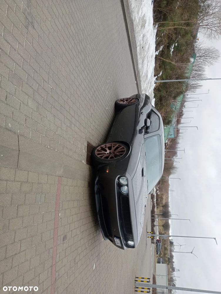 Dodge Challenger - 13