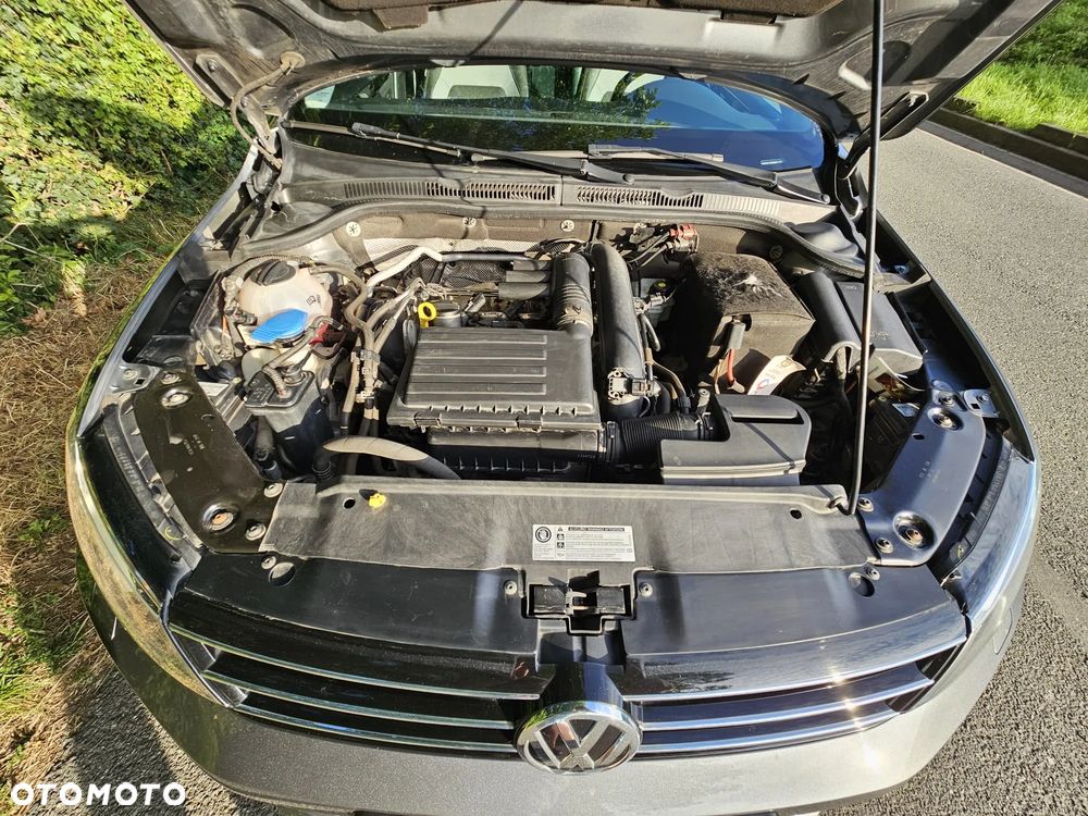 Volkswagen Jetta - 22