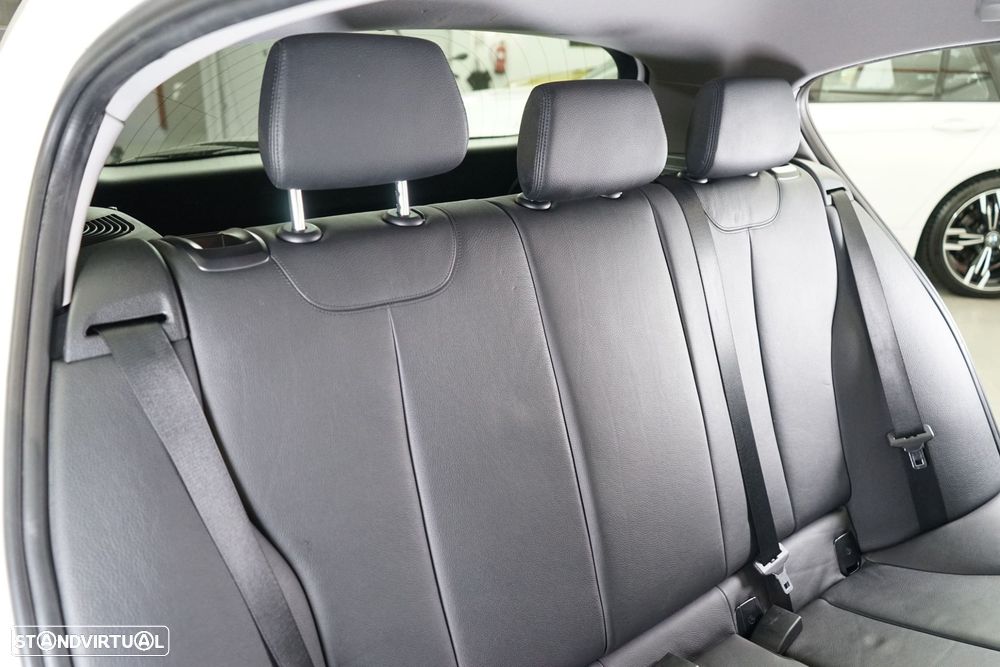 BMW 116 d EfficientDynamics Edition - 39