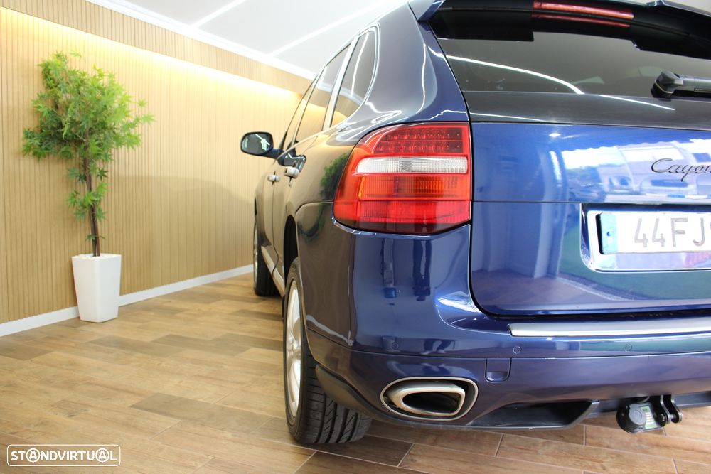 Porsche Cayenne Tiptronic - 14