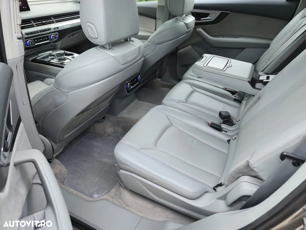Audi Q7 3.0 TDI Quattro Tiptronic - 36