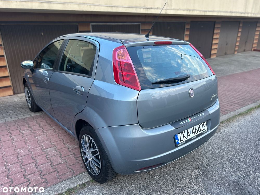 Fiat Grande Punto - 5