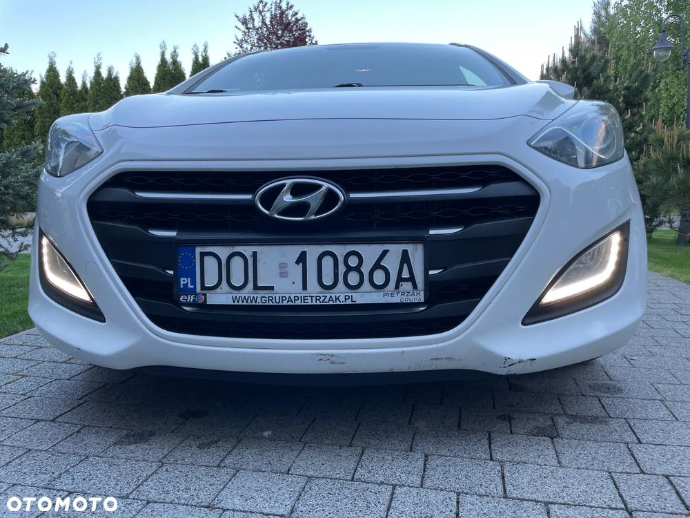 Hyundai i30 1.4 CRDi Classic + - 22