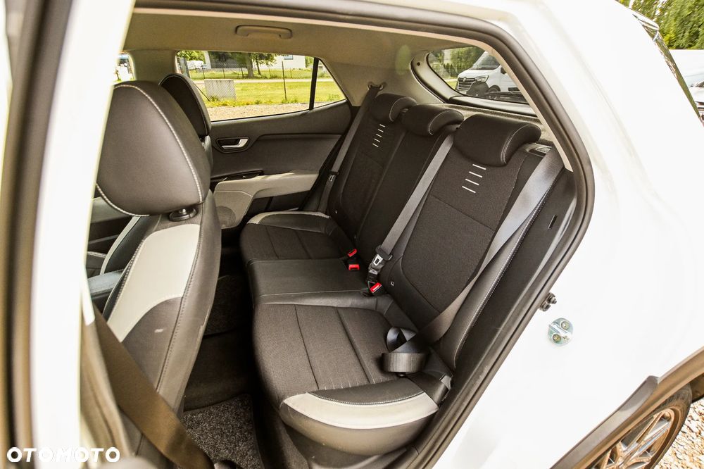 Kia Stonic 1.0 T-GDI 120 DCT OPF Edition 7 - 25