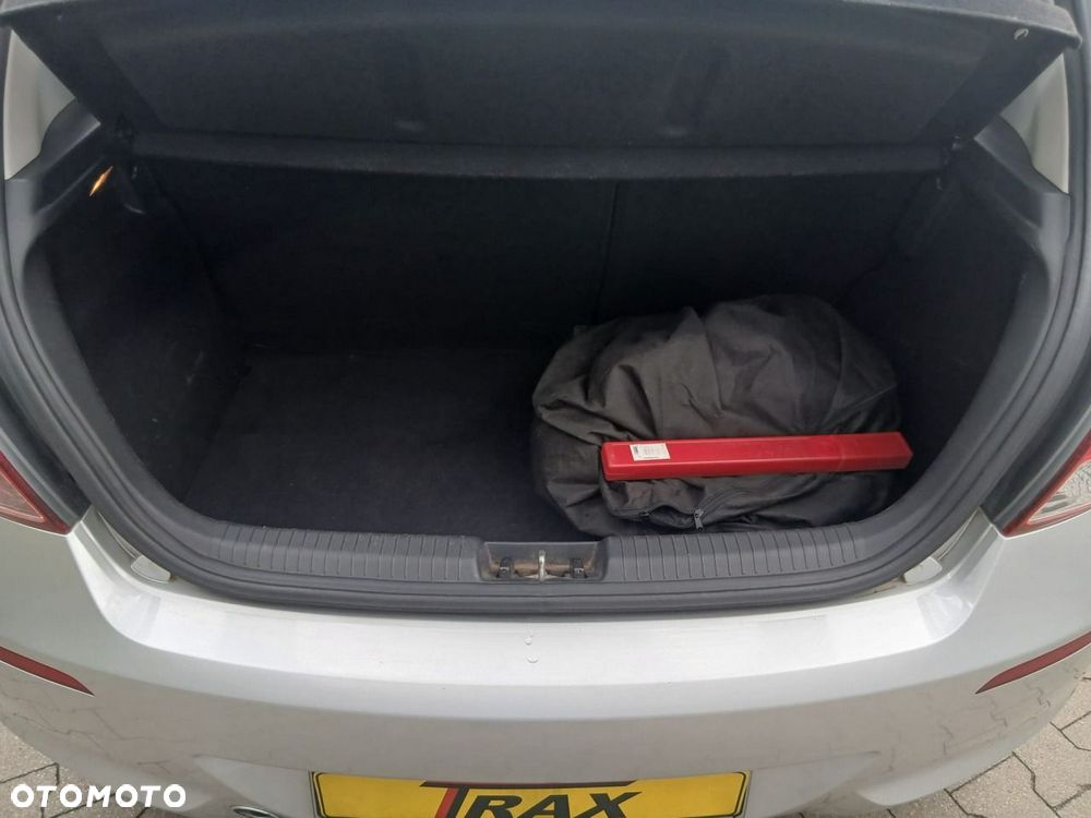Hyundai i20 1.25 Classic + - 13