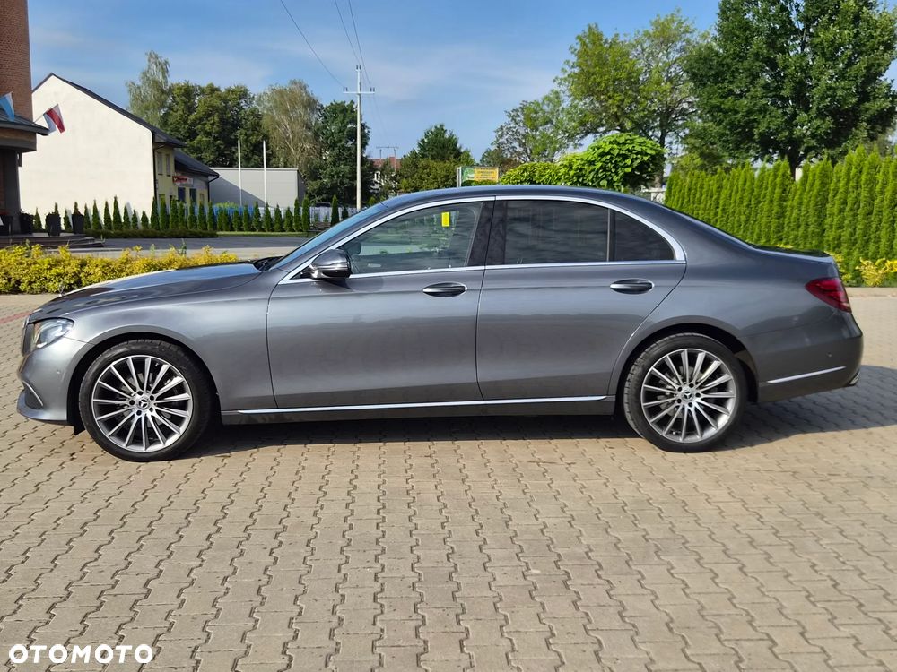 Mercedes-Benz Klasa E 220 d 9G-TRONIC - 5