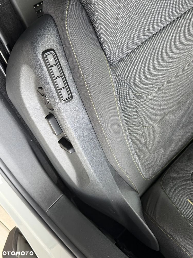 Skoda Kodiaq 1.5 TSI mHEV 4x2 Selection DSG - 25
