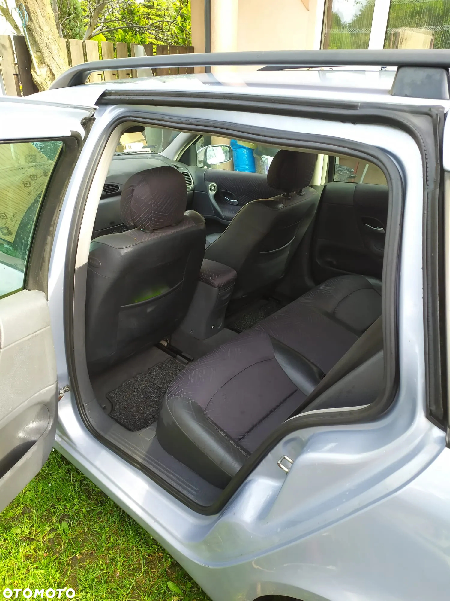 Renault Laguna 1.9 dCi - 13