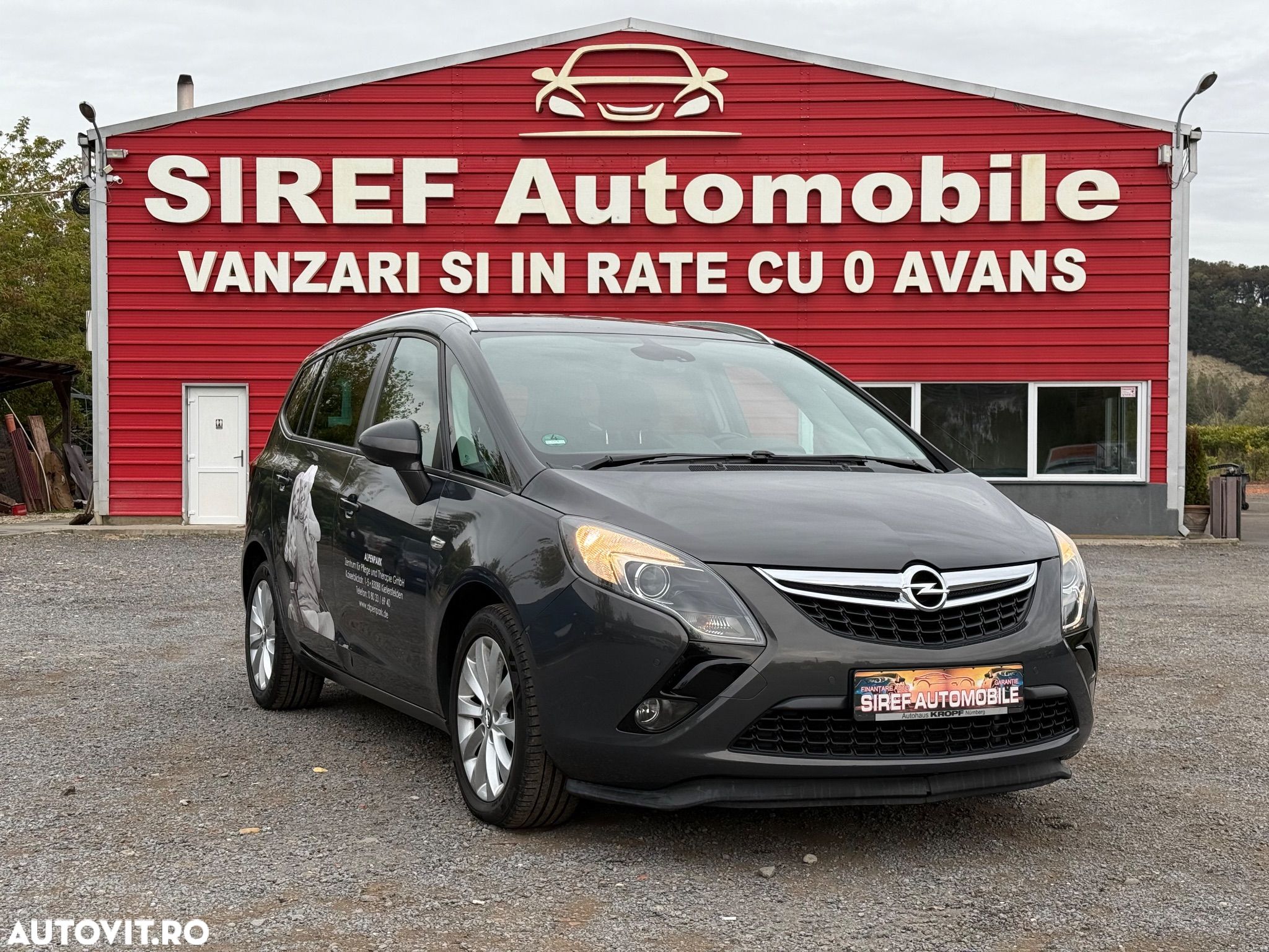 Opel Zafira - 1