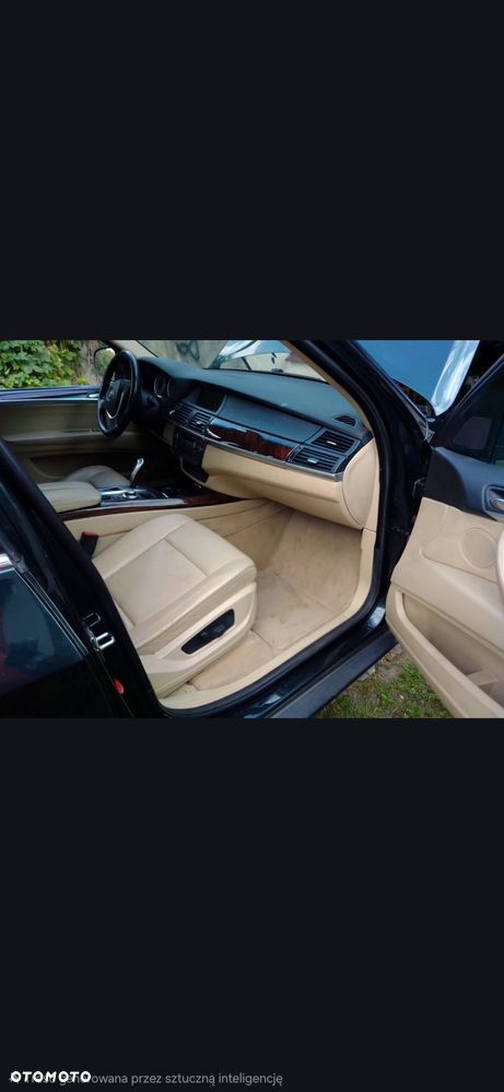 BMW X5 xDrive48i - 4