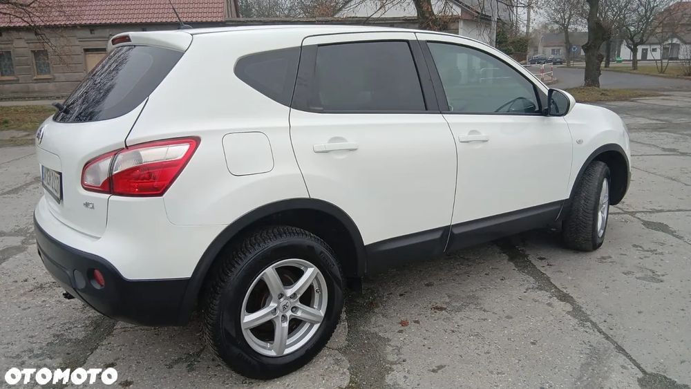 Nissan Qashqai - 11