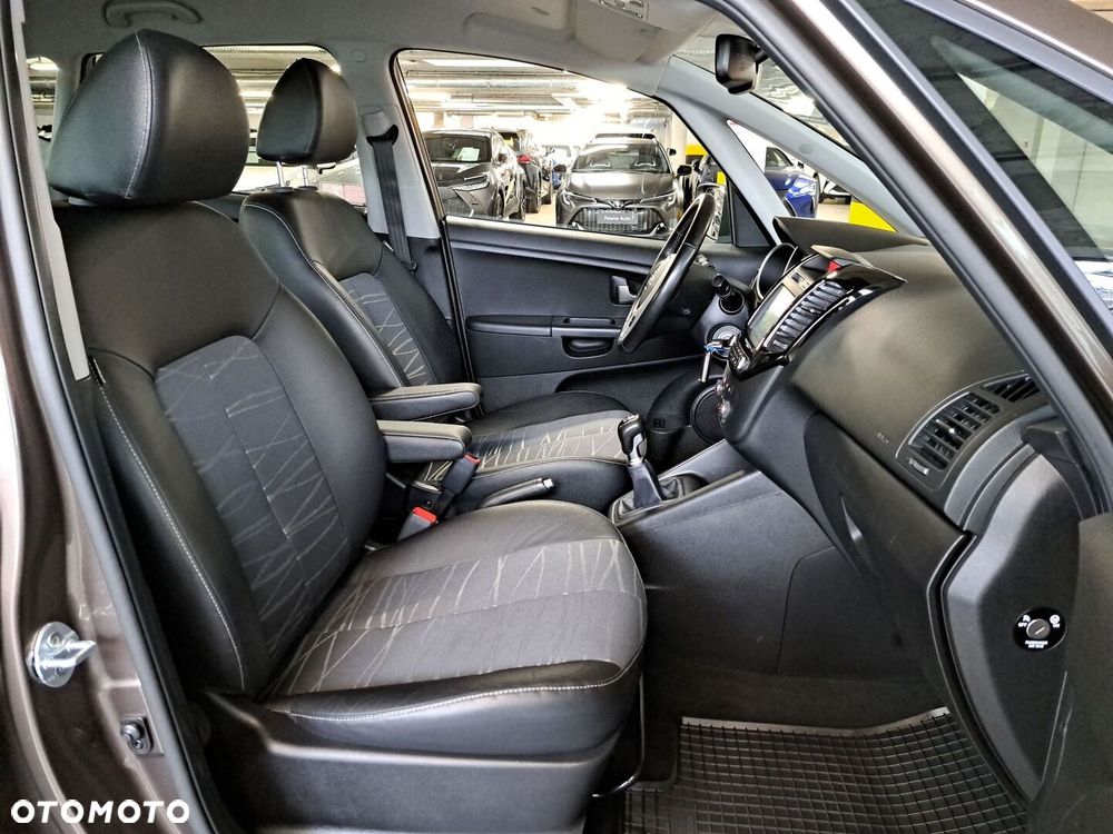 Kia Venga 1.4 L - 15