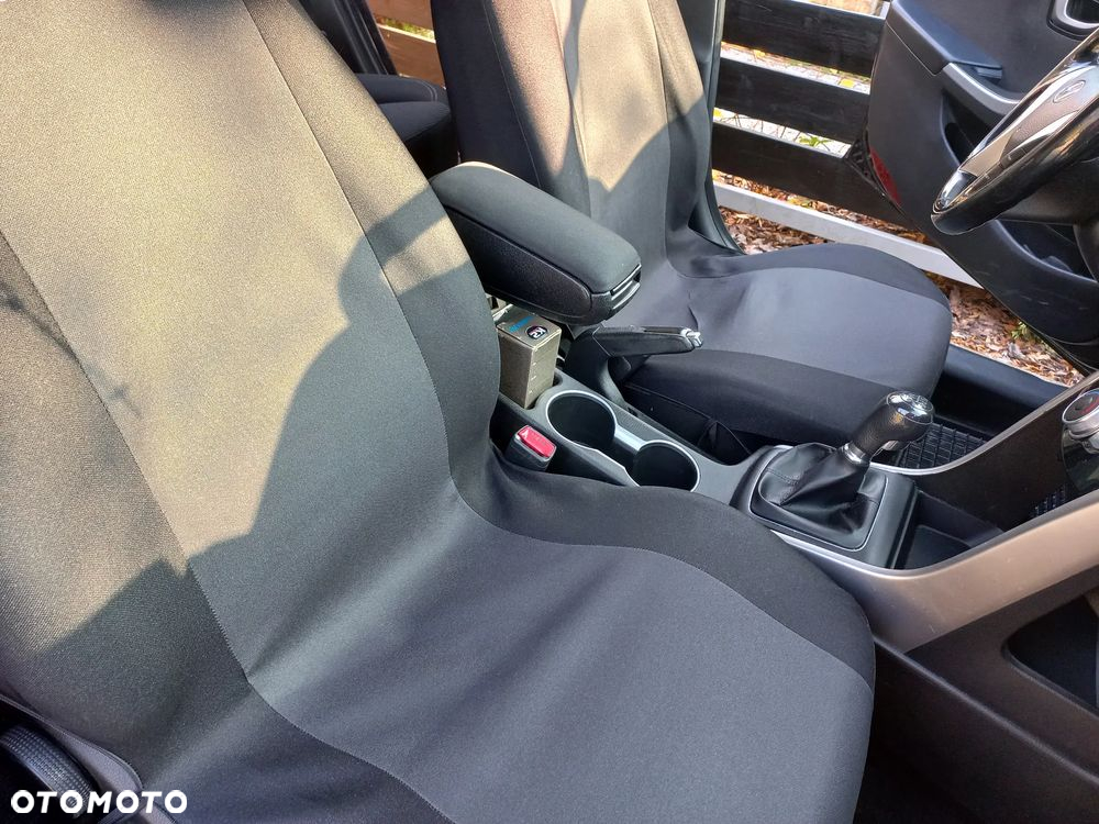 Hyundai i30 1.4 Comfort - 12
