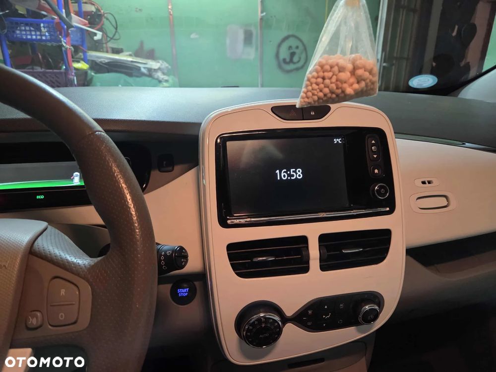 Renault Zoe Intense - 13