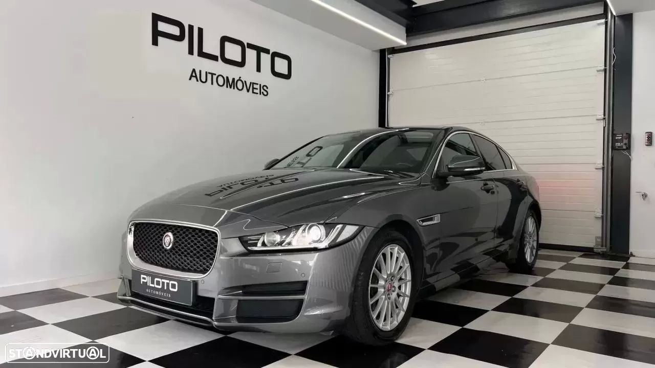 Jaguar XE E-Performance Prestige - 1