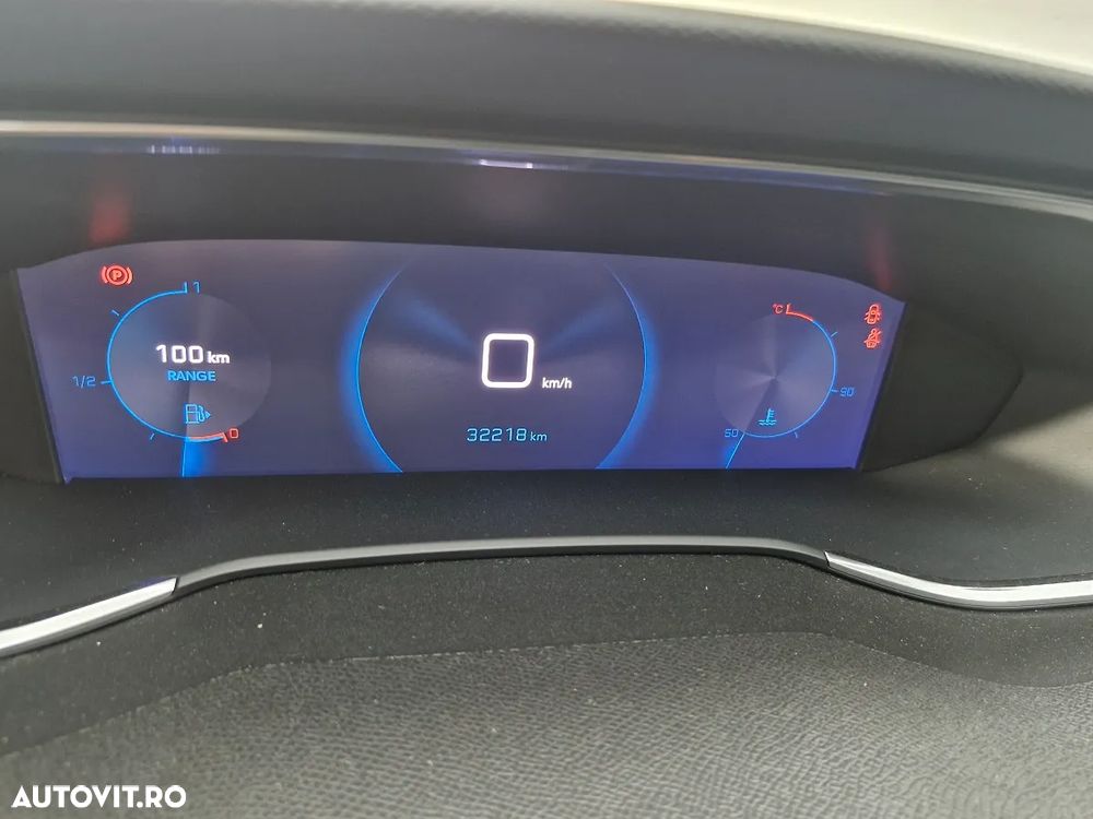 Peugeot 308 1.2 L PureTech Turbo S&S Allure - 8