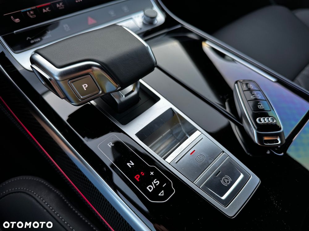 Audi A8 - 25