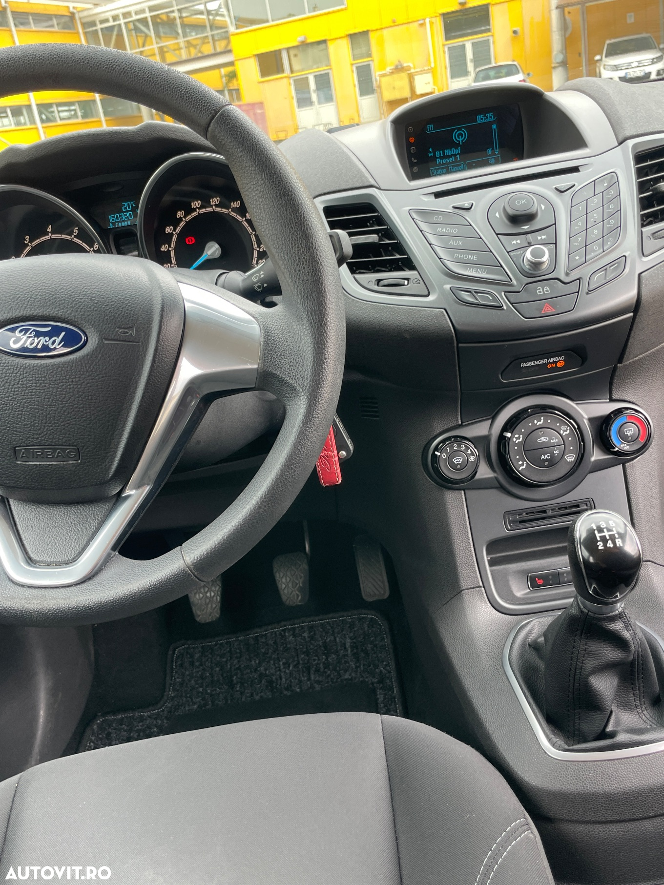 Ford Fiesta 1.0 SYNC Edition - 9