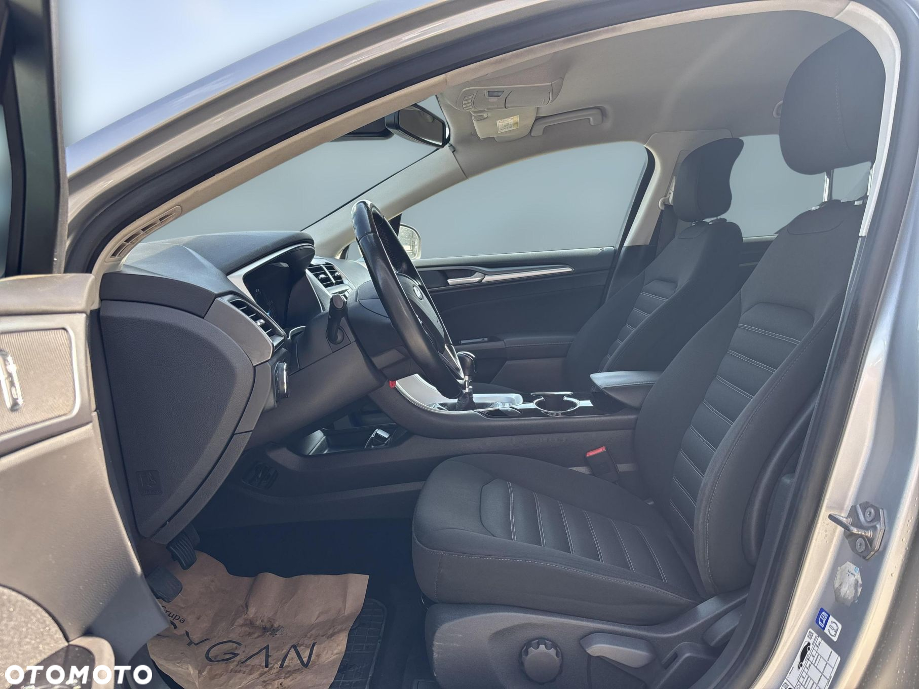 Ford Mondeo 1.5 EcoBoost Ambiente - 13