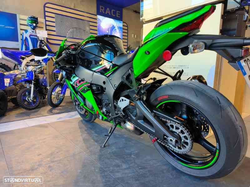 Kawasaki ZX 10R - 5
